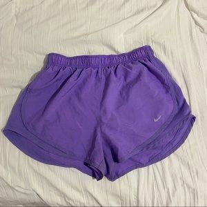 nike womens running shorts